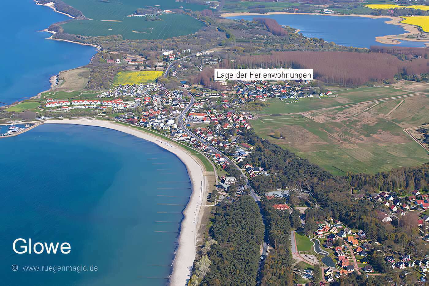 Luftaufnahme von Glowe, mit Lage des Ferienwohnung Wiesengrund der Familie Kiencke